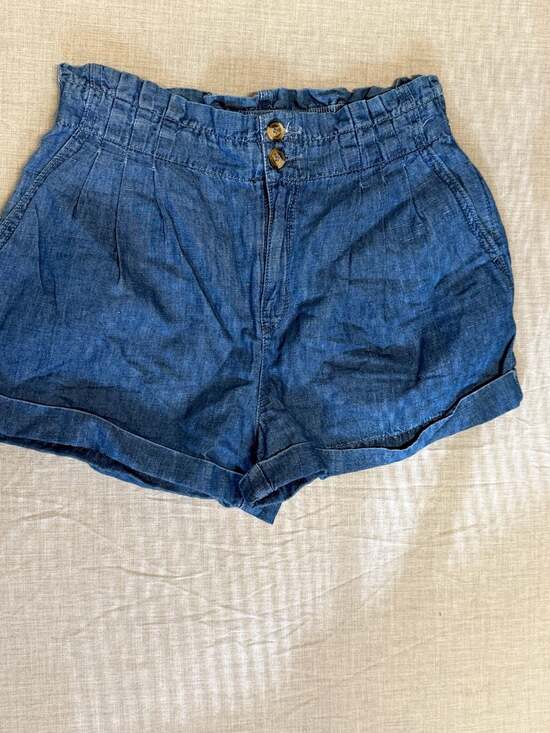 American Eagle Pants - American Eagle High-Waisted Mom Shorts